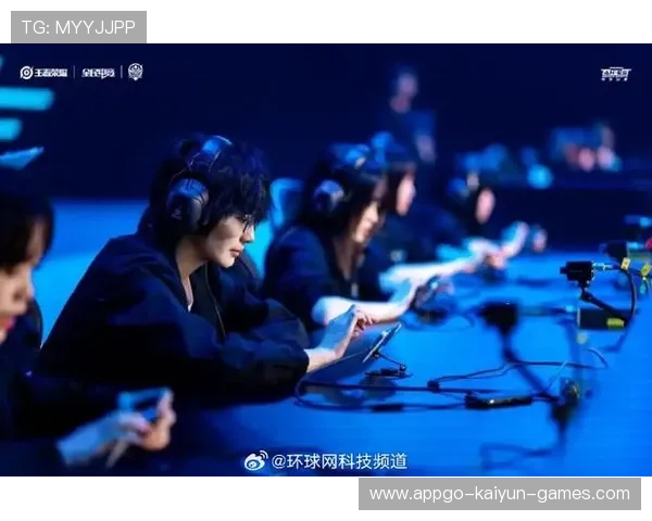 《王者荣耀》年度世界联赛，顶尖战队激烈角逐，冠军花落谁家？